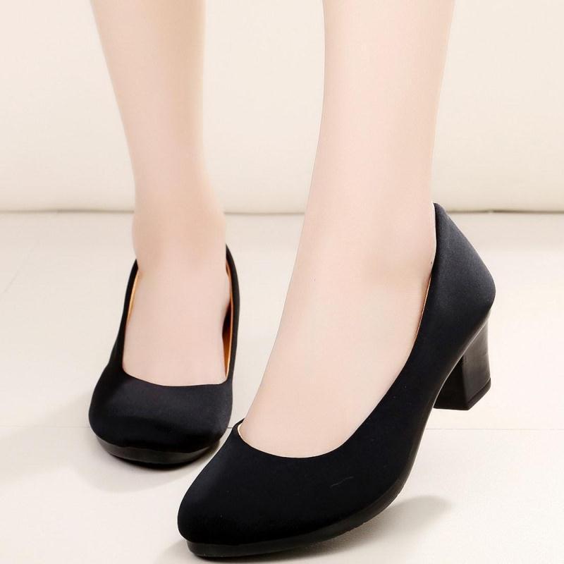 New Spring And Autumn Summer Old Beijing Cloth Shoes Women's Thin Shoes Black Work Shoes High Heels Non-slip Ceremonial Shoes