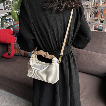 Women Fashion Crossbody Bag PU Leather Pleated Cloud Small Tote Bags Casual Simple Elegant Temperament Messenger Bags